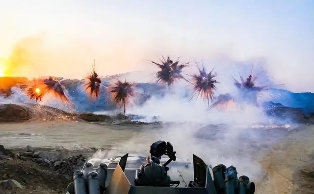 美专家：台海战争爆发，西方冻结3.4万亿中国资产，但中国有王炸