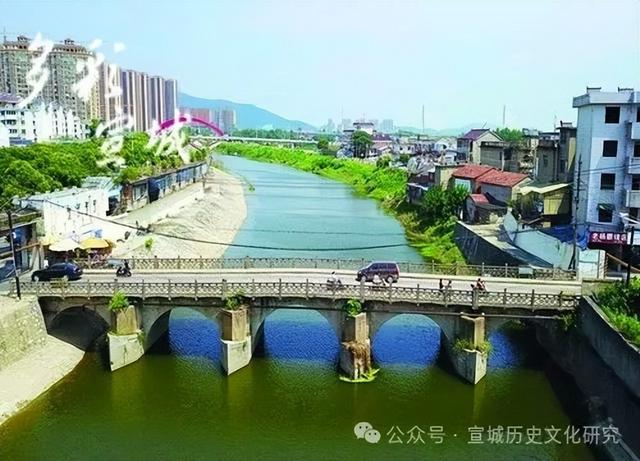 千古宛溪流到今