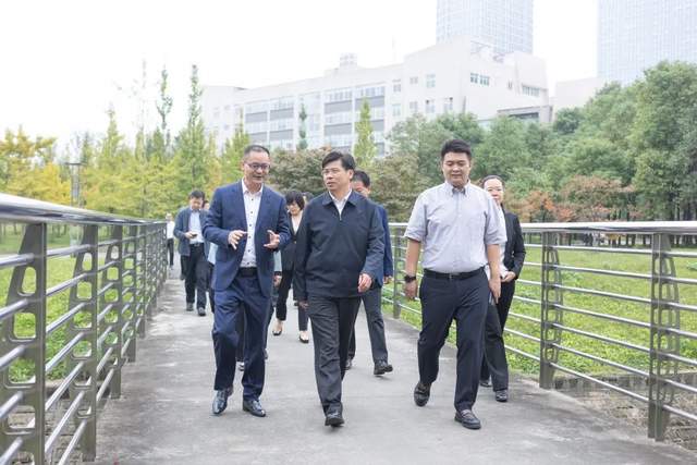 聚焦 | 河南安阳市委书记袁家健率党政考察团赴华神科技考察交流 聚焦 | 河南安阳市委书记袁家健率党政考察团赴华神科技考察交流