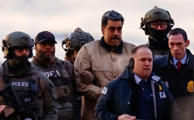 特朗普这回直接宣布：大陆何时收复台湾，跟美国没有任何关系