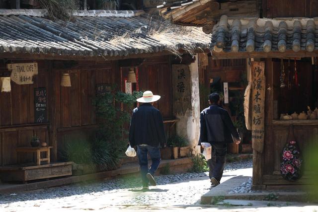 我晒的不是风景，是孤独—从湖南到剑川，一场关于“真实”的旅行
