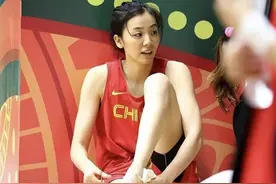 女篮颜值担当赵爽，被传未婚先孕退出国家队？退役之后解锁新身份图片