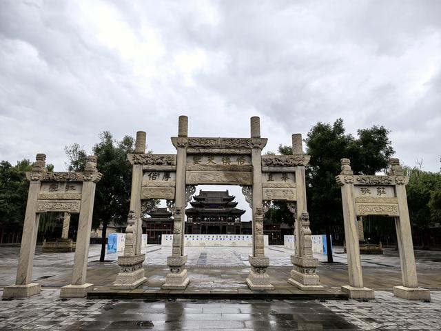 2025年稻城亚丁自驾之旅（4）榆次老城