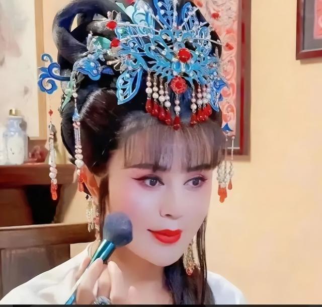 “网红罗大美遇害案”被告嚣张翻供，妹妹代全家铿锵反击，唯一诉求“死刑“！