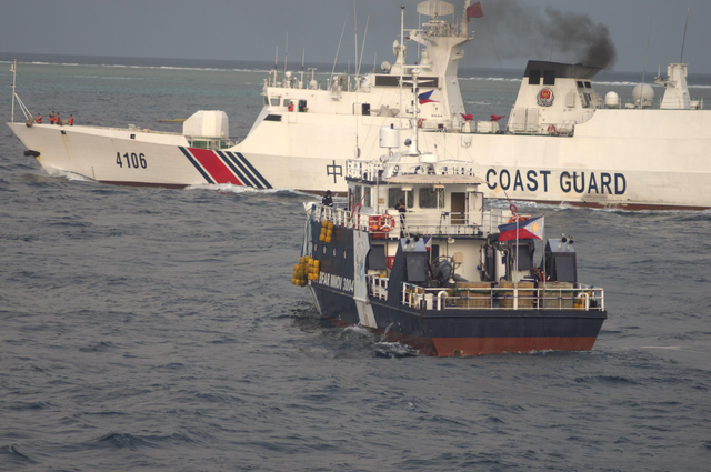 黄岩岛出大事了？解放军驱离菲方飞机，菲律宾罕见沉默