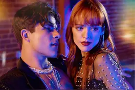 海外热门短剧剧目盘点：闺蜜儿子爱上我！情人节海外短剧玩的花图片