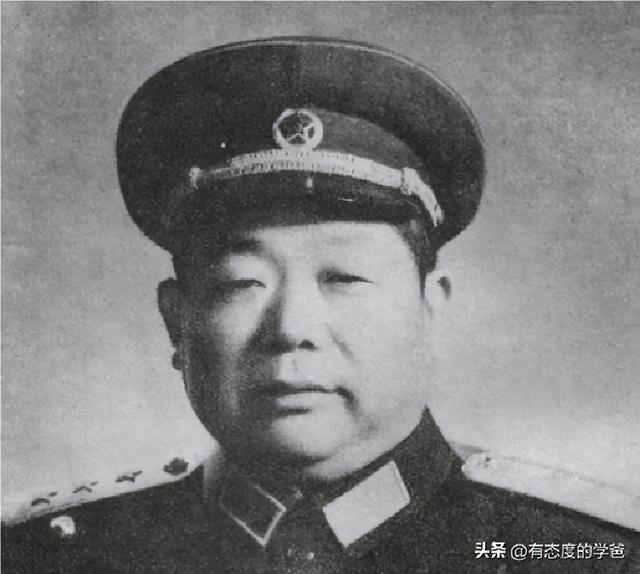 毛主席最喜爱的将领是谁？四位开国上将霸榜，旋风司令排第一