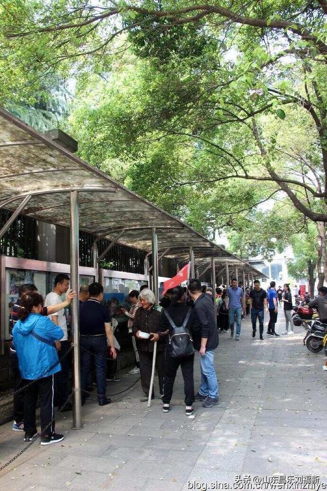 “南昌八一起义纪念馆”大门前实拍（江西之旅第廿二集）