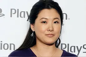 伏明霞：嫁大26岁香港富豪五年生仨，多次被传婚变，如今怎样？图片