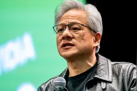 黄仁勋带回新消息：美国对华芯片限制，反而让中国芯片突飞猛进图片