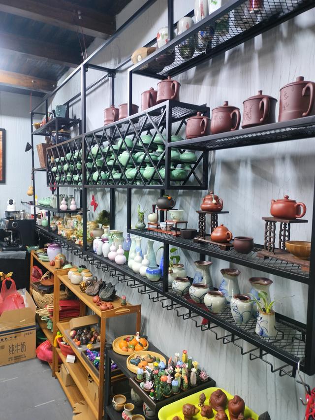 蜀山陶韵：古南街·陶二厂·石坝行记