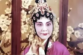 早谢的豫剧之花李喜华：出身农村，长女夭折 ，那场车祸太痛心图片