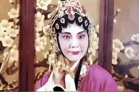早谢的豫剧之花李喜华：出身农村，长女夭折 ，那场车祸太痛心图片