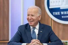 与时俱进？高龄拜登为选票开通抖音，民进党思想顽固抵制抖音图片