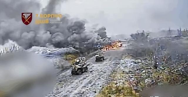 乌克兰终于如愿！俄军第76空降师炸了一整夜：集团冲锋却落入陷阱