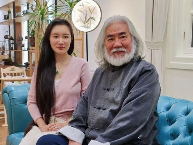 嫁给老头的5位女明星，有的丈夫可以当爹，有的甚至可以当爷爷