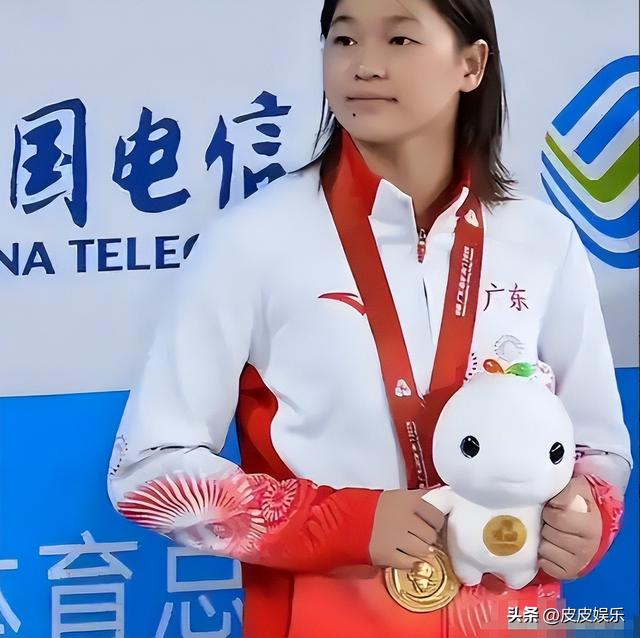 吃相太难看?全红婵刚归队全父用就冠军名号赚钱,担心的事还是发生