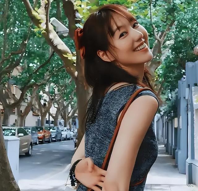 私生活混乱、被央视开除、陪睡上位？王冠的私生活谣言太离谱