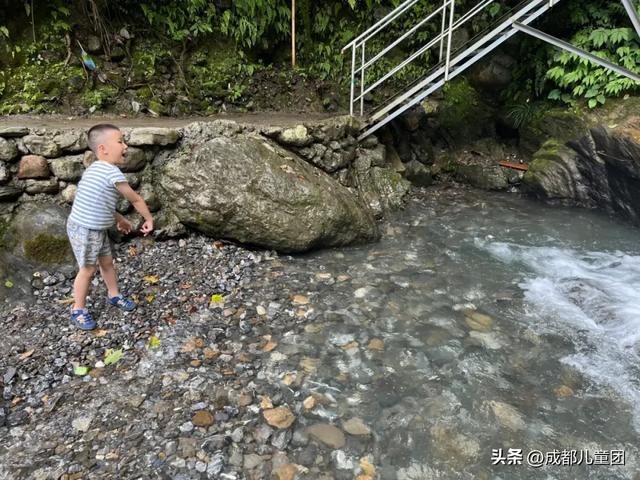 成都避暑好去处，森林、瀑布、溪谷，凉快一度是一度