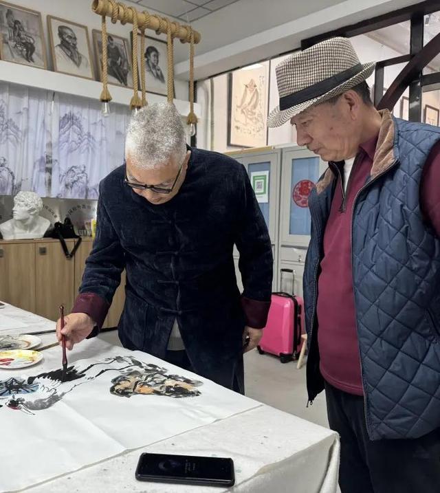 墨韵逐光 | 孙辉导师花鸟画高研班第八期(2026·北京)圆满收官