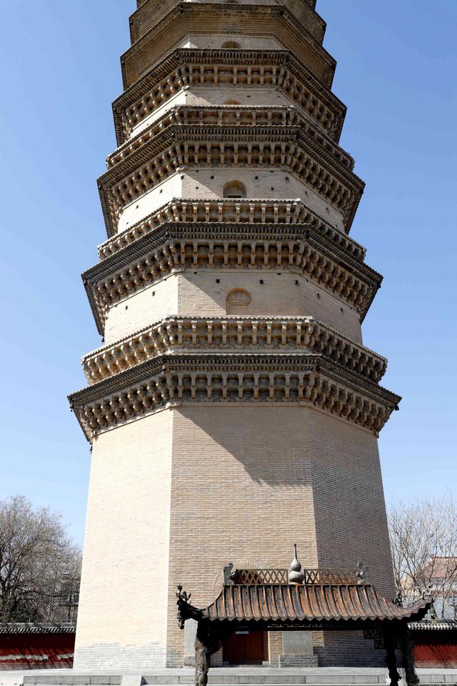 安邑县，好高塔，离天不过丈七八——运城