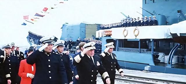 首次访华就不尊重我国？中国当场撤走仪仗队：摆正态度再来吧！