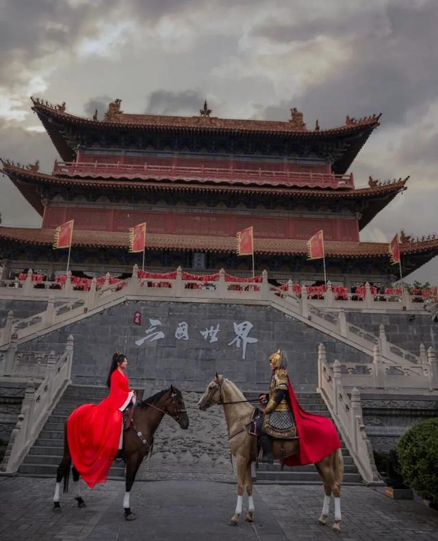 秋意正浓 | 春秋楼景区邀您共赴三国秋色之约！