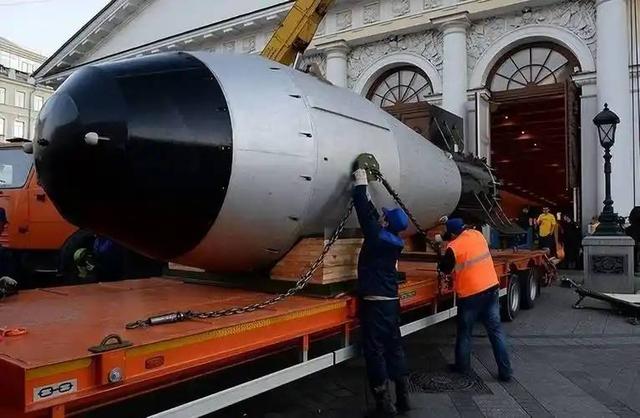 中美刚刚谈完，特朗普向战争部下了一道命令，中方呼吁赶紧停下