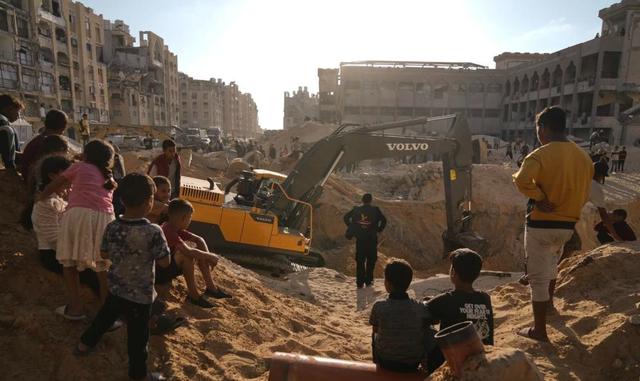 哈马斯侮辱人质遗体，内塔尼亚胡大怒，以色列要重启加沙战争？