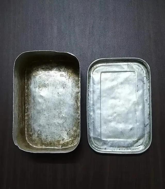 以前工人都用铝饭盒，为啥几十年间，这铝饭盒消失得无影无踪了？