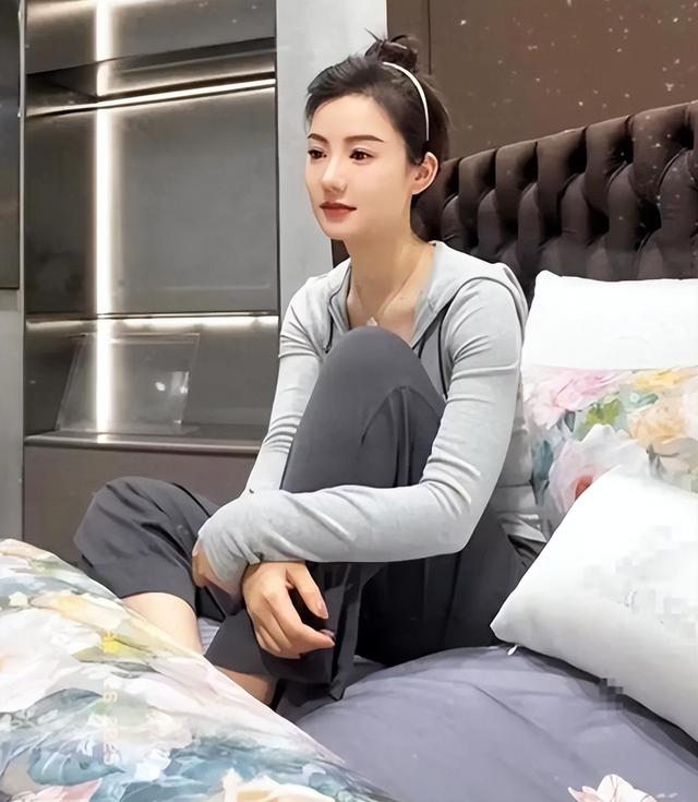 不是破产和孩子！前妻曝光与猴哥离婚真实原因，原来我们都被骗了