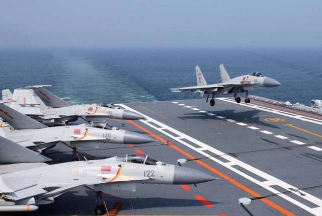 中日正面对峙！日本破防：中国战机在公海用雷达照射日本战机？