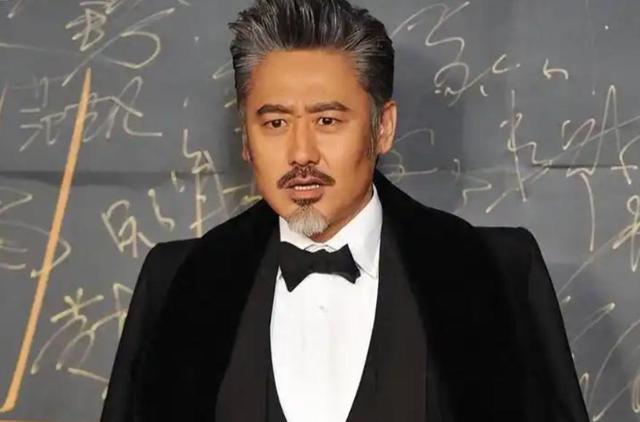 善恶终有报！移居英国仅2年，57岁吴秀波再迎噩耗，步李易峰后尘