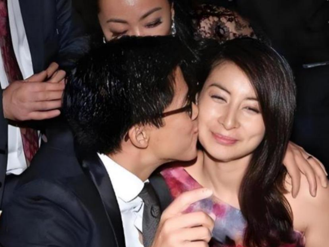 郭晶晶“翻车”后，霍启刚的举动令人意外	，真不愧是豪门一股清流