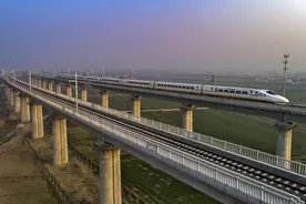 大别山区这个县城即将拥有三座高铁站，老区群众出行更快捷图片