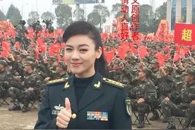 靓丽军人陈思思嫣然一笑惹人醉，唱的9首情歌最感人！为何单身图片