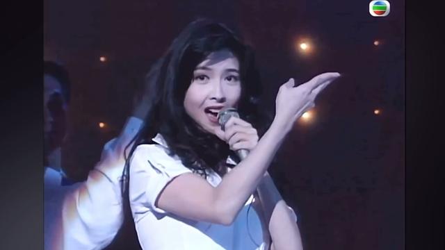 被戴8次绿帽子，3次被捉奸在床，这就是我们“玉女”守卫的爱情
