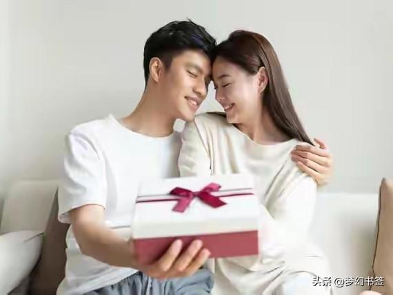 第一次和男朋友同居，真是让我大开眼界！你们的男朋友也是这样吗