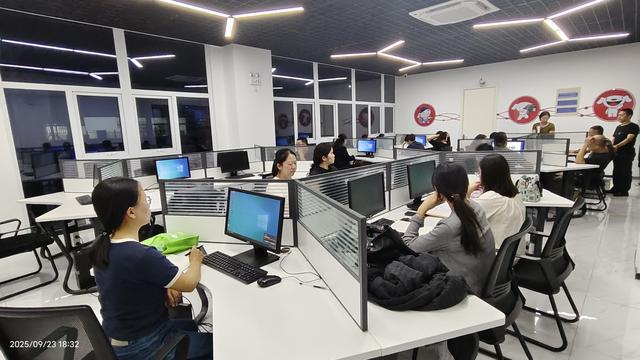 洪泽区首期电商直播夜校培训开班