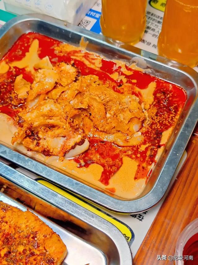 尽情地学习、经历、旅游,品尝美食时,就会发现,人生可以很美好