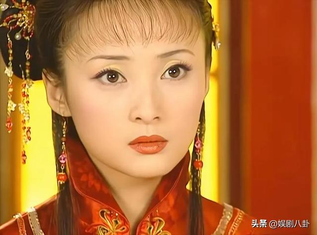 条件不符别尬演“青楼花魁”，27岁姜贞羽告诉你，啥叫媚骨天成！