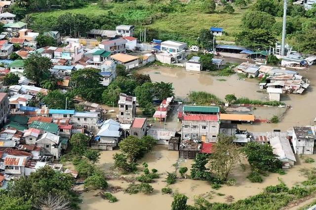 局势已恶化，菲国61个市镇大断电，忙着反华的马科斯，被要求下台