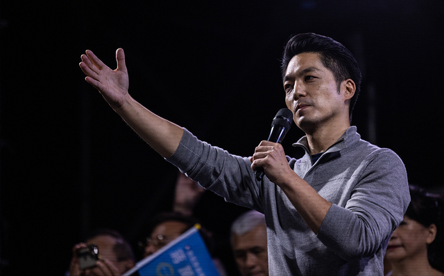 两个信号证明国家收台在即，蒋万安提前返台，蓝白联手逼宫赖清德