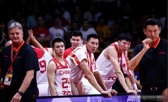 逼姚明退役，毁了王治郅，他凭一己之力让中国篮球倒退了二十年！