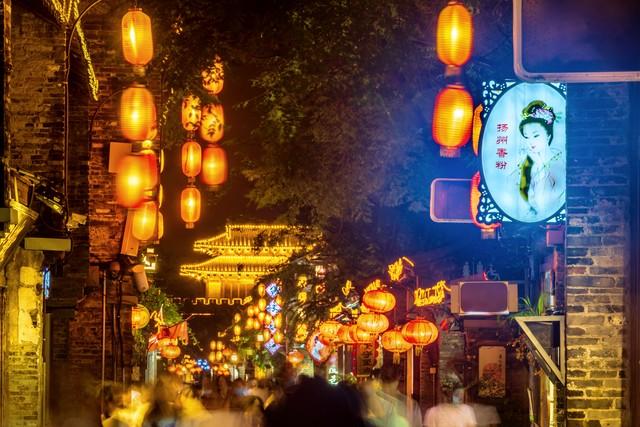 八月没鹅上扬州，关东街—来过却徒留遗憾的地方，我的烧饼与鹅