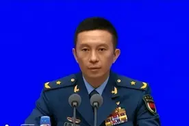 9·3阅兵展示高超精打装备，美国军迷道心破碎评论区惊人一致图片