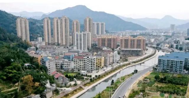 4大地级市：无锡	、东莞、唐山、温州，谁的实力更强？一起来看看