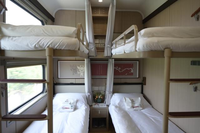 武铁舒适型旅游专列价格曝光：每人10999元起，豪华双人间每人58999元