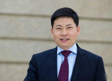 余承东又升官了，华为创始人任正非先生亲自签发任命书。