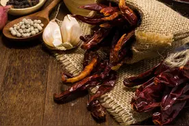 多名专家提醒：患有咽喉炎的人，请牢记这几件事情，不要不在意图片